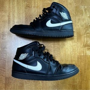 Air Jordan 1 Mid Speckle Black White